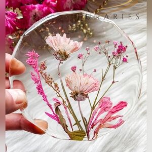 Resin Decor Coaster with Preserved Flowers